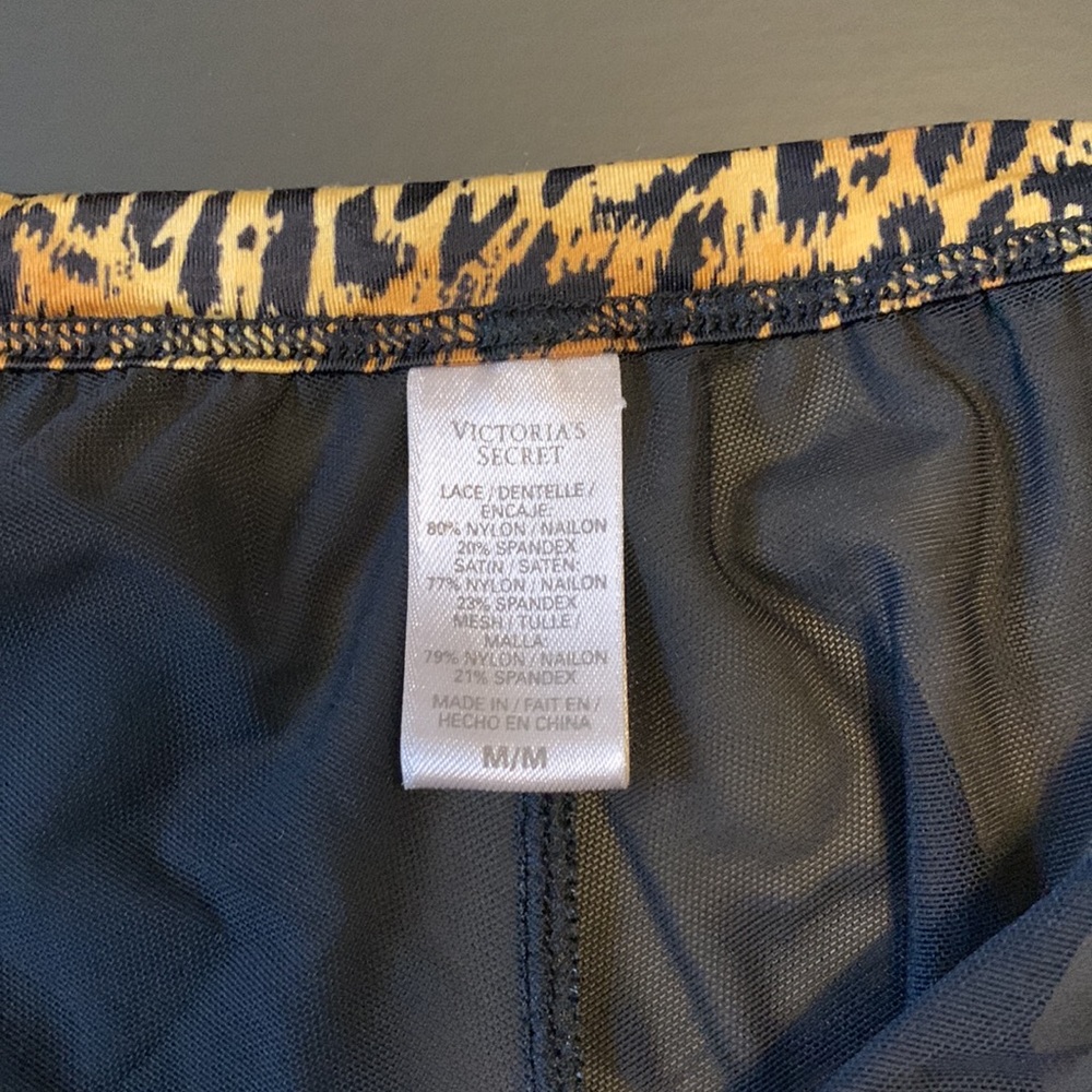 Victoria Secret panties - Picture 3 of 5